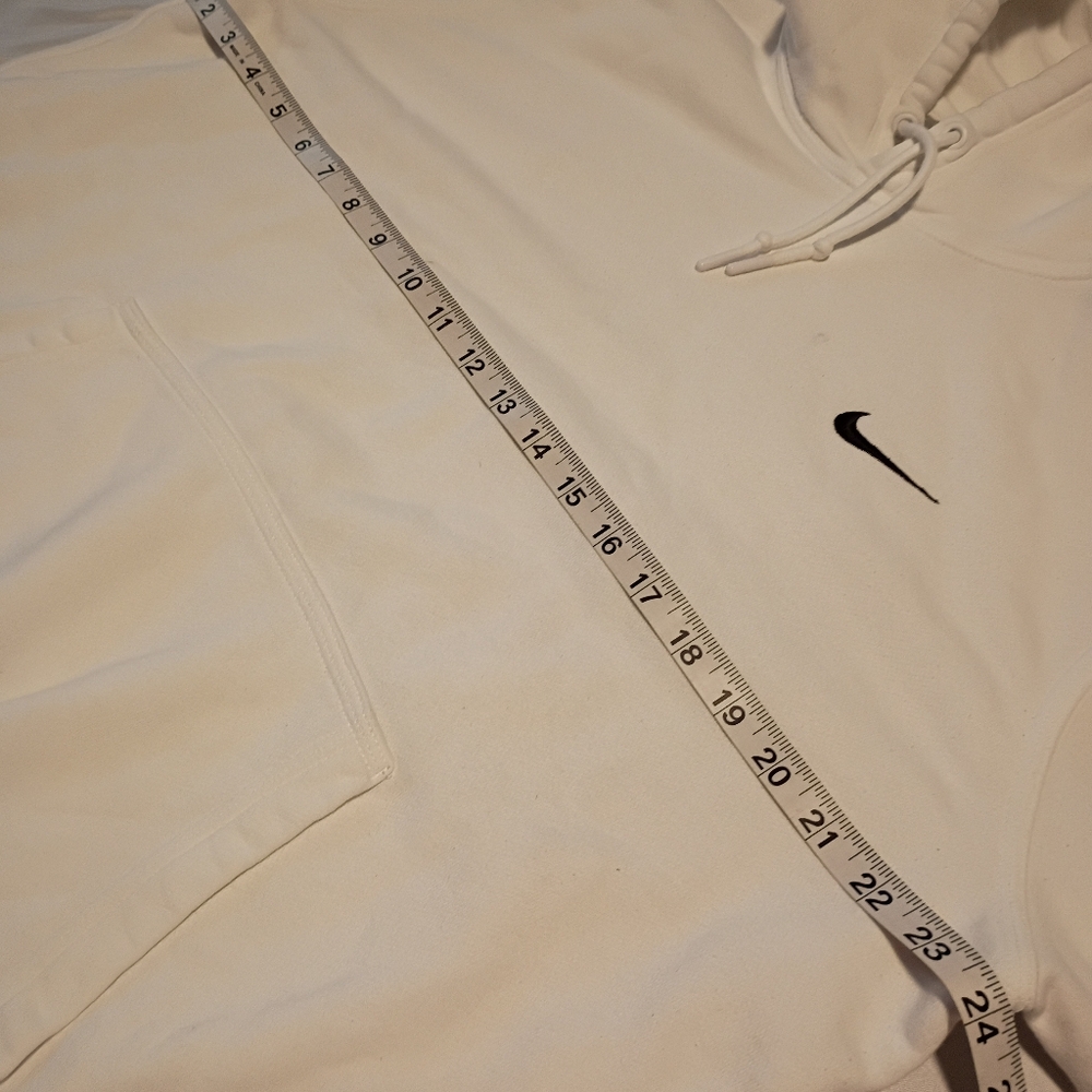 Nike White Pullover Hoodie With Embroidered Nike Logo - Picture 5 of 7
